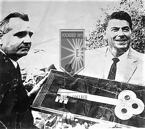 Image description is not available for 1967.124